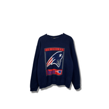 Load image into Gallery viewer, NFL - NEW ENGLAND VINTAGE PATRIOTS CREWNECK - MEDIUM
