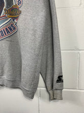 Load image into Gallery viewer, MLB - 97 CLEVELAND INDIANS STARTER CREWNECK - LARGE OVERSIZED / XL