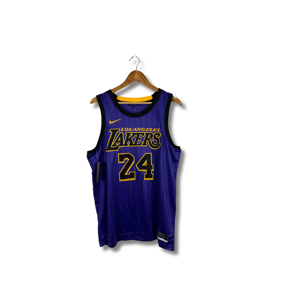NBA - * NEW WITH TAGS * L.A LKAERS KOBE BRYANT #24 PINESTRIPE NIKE SWINGMAN JERSEY - XL