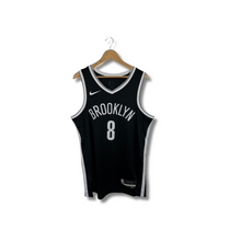Load image into Gallery viewer, NBA - BROOKLYN NETS #8 PATTY MILLS - MENS LARGE * BRAND NEW WITH TAGS
