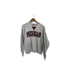 Load image into Gallery viewer, NCAA - EMBRODIERED VINTAGE MICHIGAN CREWNECK - BOXY LARGE
