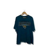 Load image into Gallery viewer, NFL - JACKSONVILLE JAGUARS SPELL-OUT T-SHIRT - 2XL
