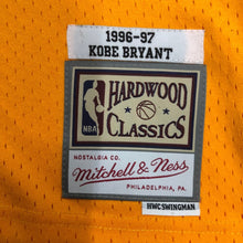Load image into Gallery viewer, NBA - 99-00 L.A LOS ANGELES LAKERS #8 KOBE BRYANT YELLOW MITCHELL &amp; NESS HARDWOOD CLASSIC SINGLET JERSEY
