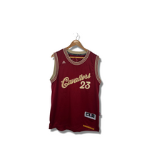 Load image into Gallery viewer, NBA - CLEVELAND CAVALIERS SINGLET/JERSEY - &quot;LEBRON JAMES&quot;  MEDIUM
