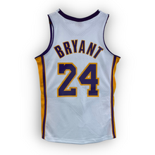 Load image into Gallery viewer, NBA - * NEW WITH TAGS * L.A LAKERS KOBE BRYANT #24 WHITE MITCHELL &amp; NESS HARDWOOD CLASSIC SINGLET JERSEY
