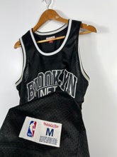 Load image into Gallery viewer, NBA - BROOKLYN NETS VINTAGE MITCHELL AND NESS SINGLET JERSEY - MENS MEDIUM
