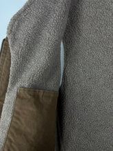 Load image into Gallery viewer, CARHARTT SHERPA BROWN VEST - LARGE

