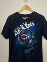 Load image into Gallery viewer, NFL  - CHICAGO BEARS HELMET T-SHIRT - WOMANS 18-20 / MENS SMALL
