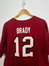 Load image into Gallery viewer, NFL - TAMPA BAY BUCCANEERS &quot; TOM BRADY &quot; T-SHIRT - XL OVERSIZED / 2XL
