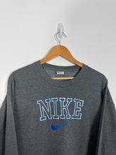 Load image into Gallery viewer, NIKE EMBROIDERED SPELL-OUT GREY CREWNECK - LARGE

