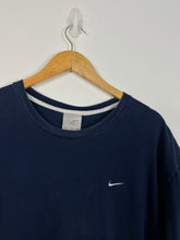 Load image into Gallery viewer, 90&#39;s NAVY BLUE NIKE ESSENTIAL SWOOSH T-SHIRT - 2XL
