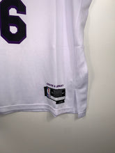 Load image into Gallery viewer, NBA - * NEW WITH TAGS * LOS ANGELES L.A LAKERS #6 LEBRON JAMES NIKE SWINGMAN WHITE SINGLET JERSEY
