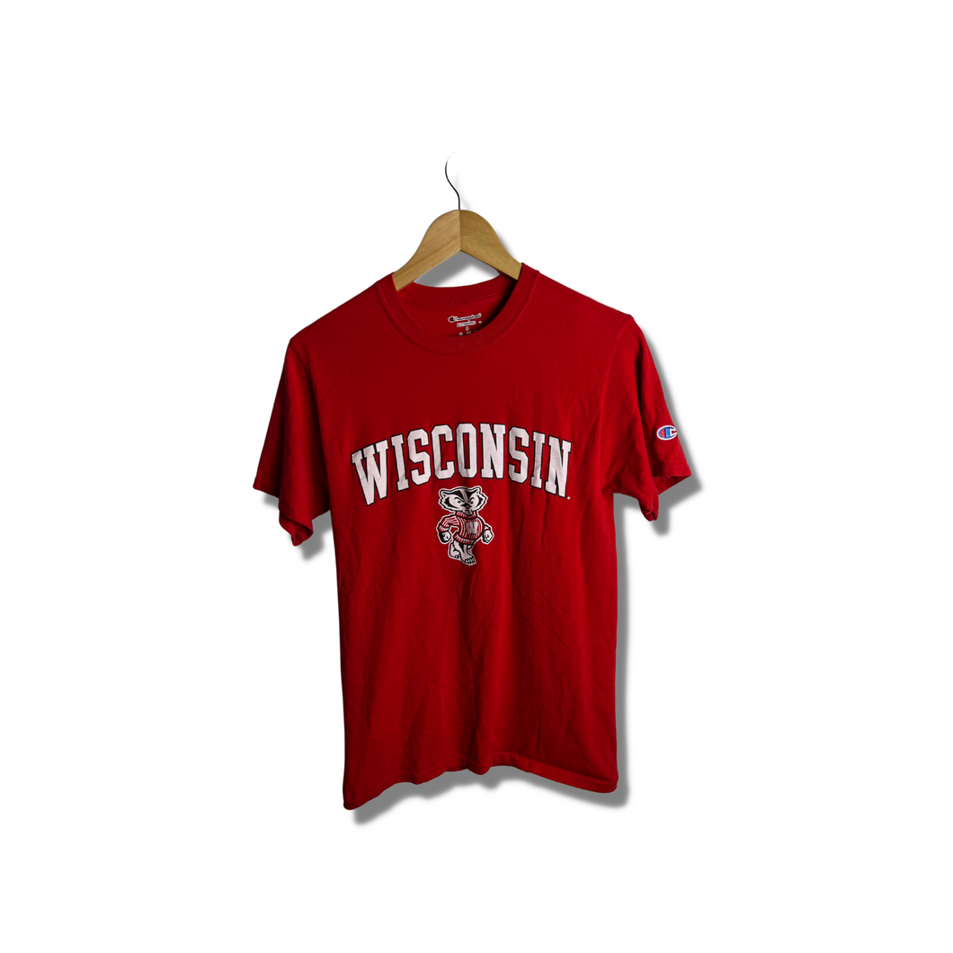 UNIVERSITY OF WISCONSIN BADERS CHAMPION T-SHIRT - XS / YOUTH LARGE