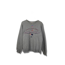 Load image into Gallery viewer, NFL - NEW ENGLAND PATRIOTS CHAMPIONSHIP CREWNECK - SMALL
