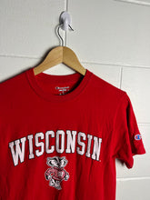 Load image into Gallery viewer, UNIVERSITY OF WISCONSIN BADERS CHAMPION T-SHIRT - XS / YOUTH LARGE
