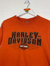 Load image into Gallery viewer, ORANGE HARLEY DAVIDSON SPELL-OUT T-SHIRT - SMALL / YOUTH XL

