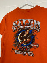 Load image into Gallery viewer, ORANGE HARLEY DAVIDSON SPELL-OUT T-SHIRT - SMALL / YOUTH XL
