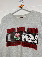 Load image into Gallery viewer, 2000 ROSE BOWL WISCONSIN BADGERS CREWNECK - MEDIUM
