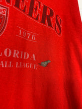 Load image into Gallery viewer, NFL - TAMPA BAY BUCCANEERS LONG SLEEVE - XL / XL OVERSIZED
