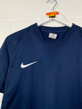 Load image into Gallery viewer, NIKE DRI - FIT NIKE T-SHIRT - SMALL
