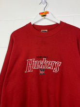 Load image into Gallery viewer, NCAA - NEBRASKA HUSKERS EMBROIDERED CREWNECK - XL
