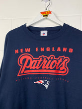 Load image into Gallery viewer, NFL - NEW ENGLAND PATRIOTS - XL / OVERSIZED
